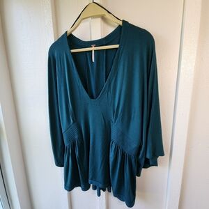 Free People Teal Dolman Top Deep V-neck Swing Style Size Medium OB455137